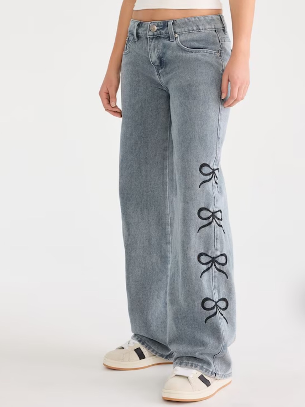 NWT Aeropostale Baggy Wide Leg Bows Jean Small - Picture 1 of 7